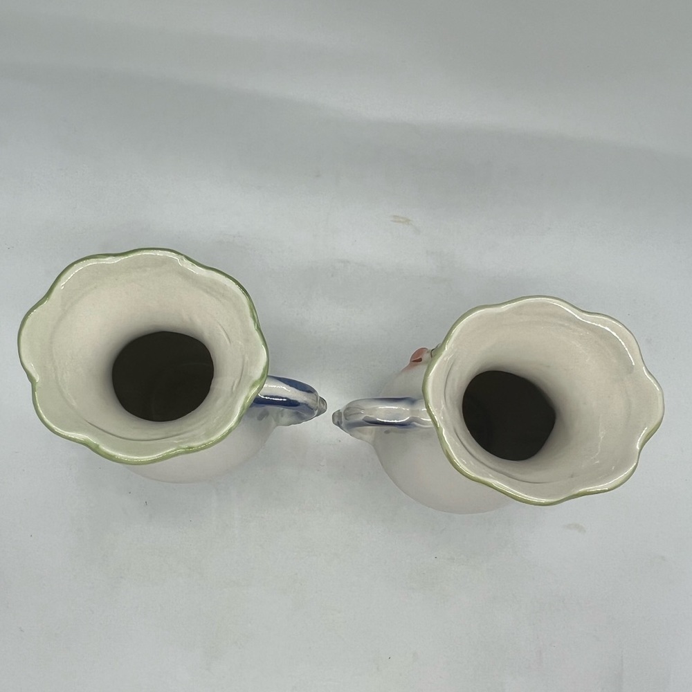 Vintage Pair of Double Handled Lusterware Floral Vases. Made in Brazil - Picture 5 of 8